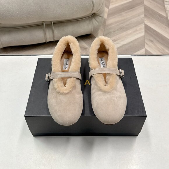 Alaia Shoes - Alaia Plush Mules Tan Size EU 37